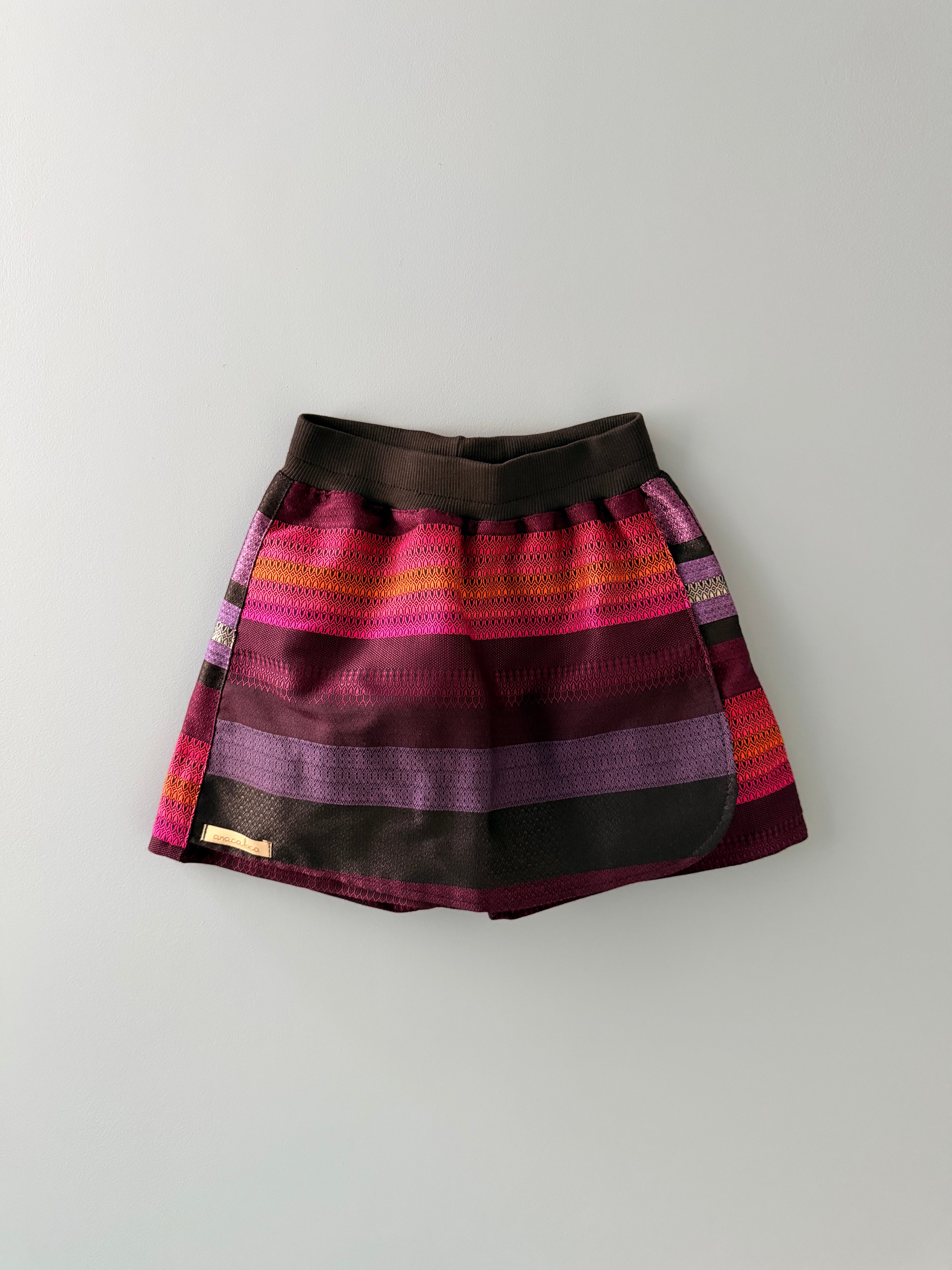 Shortsaia listras