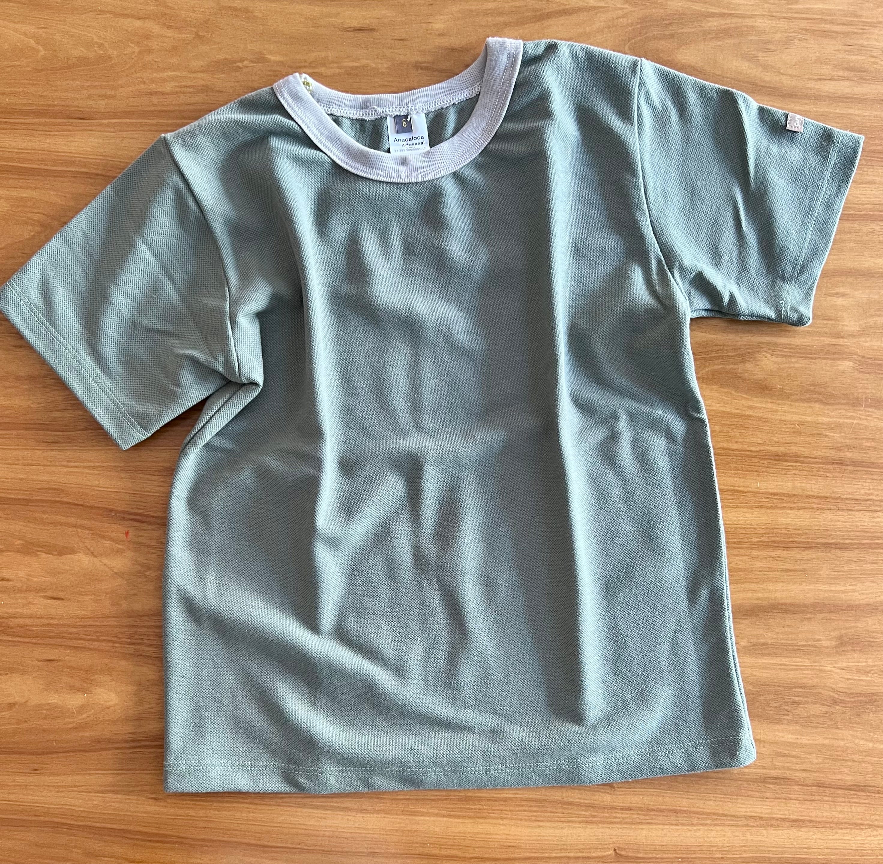 Camiseta manga curta verde